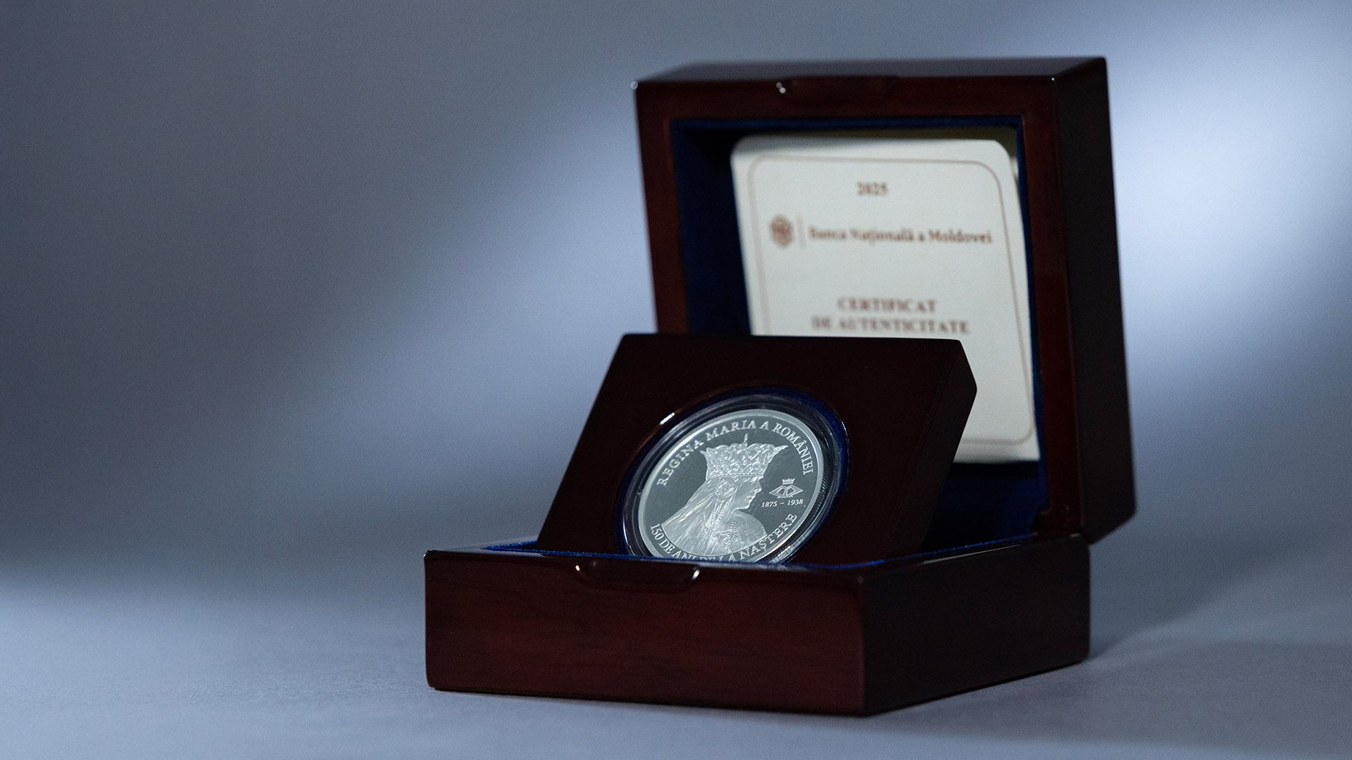 1764571350185 moneda1