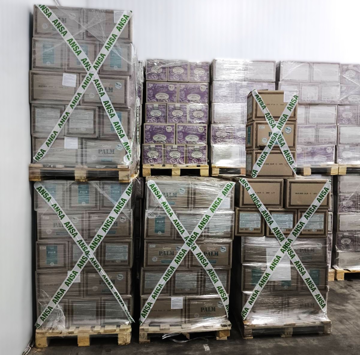 ANSA a oprit de la comercializare 5 tone de ulei de palmier contaminat 1 1764577000396 ANSA%20ulei%20de%20palmier%202