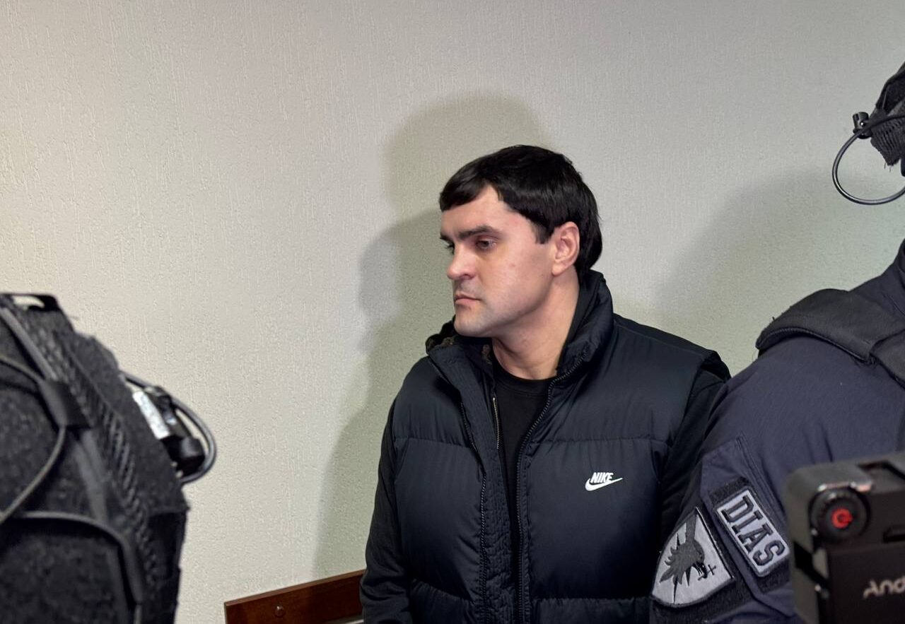 Pe lângă pedeapsa cu închisoarea, Constantin Țuțu a primit o amendă de 450 de mii de lei