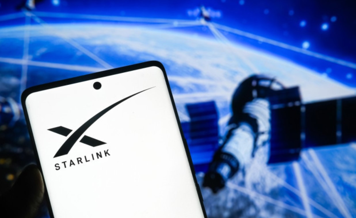 Elon Musk afirmă că au funcționat „măsurile luate” pentru a împiedica Rusia să folosească rețeaua Starlink