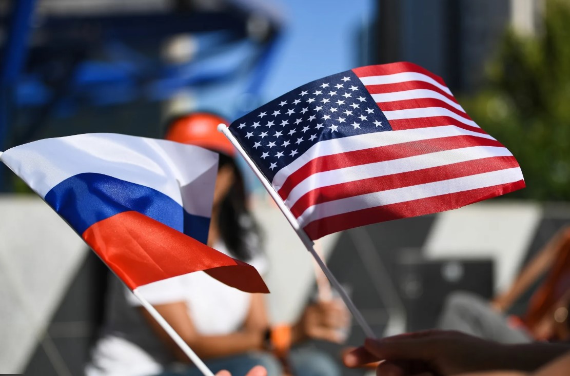 Expirarea unui tratat crucial, săptămâna aceasta, aduce SUA și Rusia în pragul unei noi curse a înarmării nucleare. Ce înseamnă asta