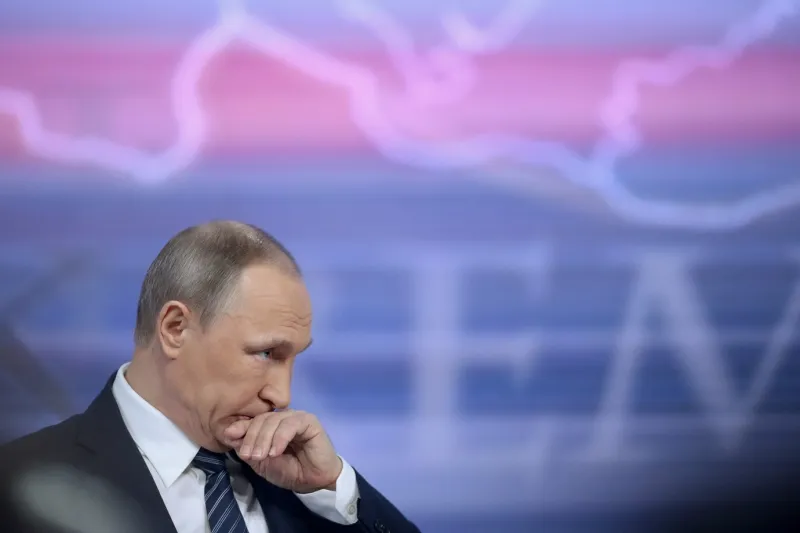 Lovitură pentru mașinăria de război a lui Putin. Veniturile Rusiei din petrol și gaze s-au prăbușit în luna ianuarie