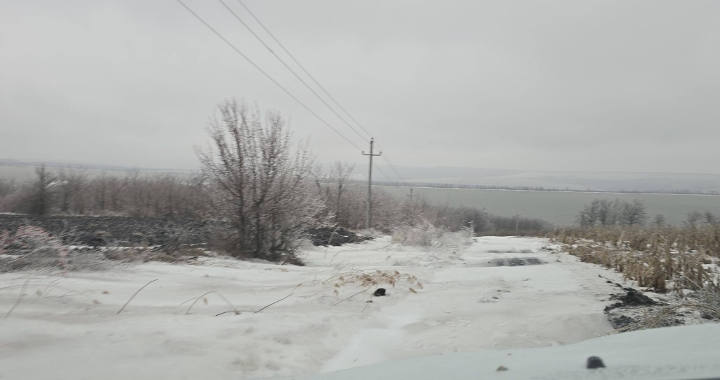 Ministerul Energiei: Peste 2 mii de gospodării din sudul și nordul R. Moldova, deconectate de la energia electrică