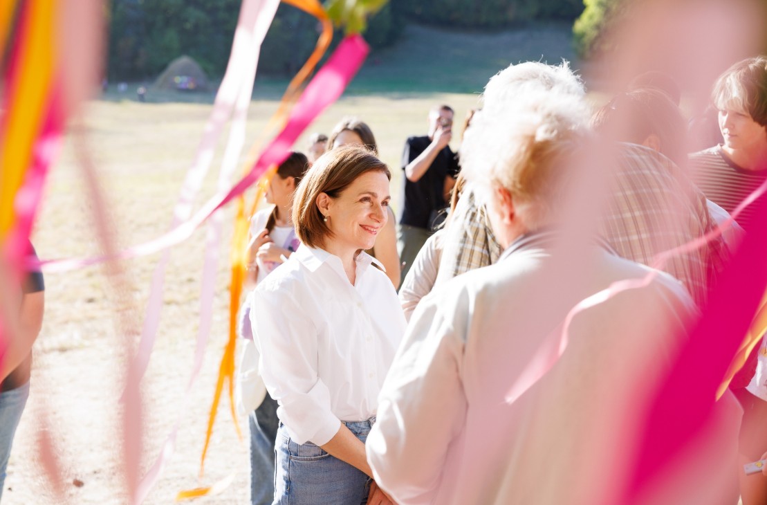 Maia Sandu propune consultări pentru protejarea copiilor în mediul online