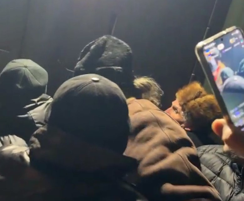 Provocări pro-ruse în Călărași // Primarul PSRM, reținut după ce a chemat oamenii la proteste: „A implicat femei și copii”