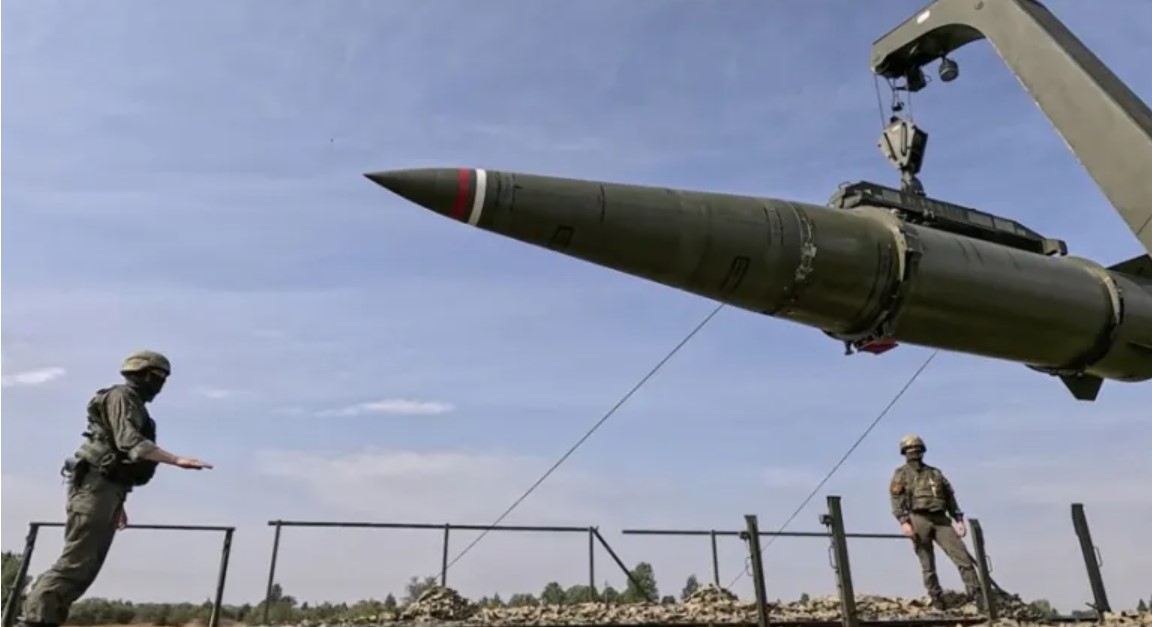 Imaginile din satelit indică faptul că Rusia utilizează o veche bază militară din Belarus pentru rachetele Oreșnik