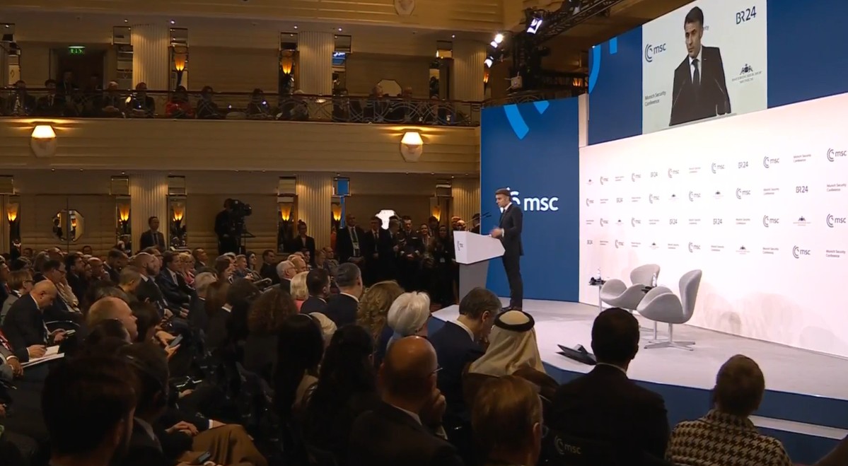 Președintele Franței: În caz de pace în Ucraina, Europa va trebui „să-și definească regulile de coexistență” cu Rusia