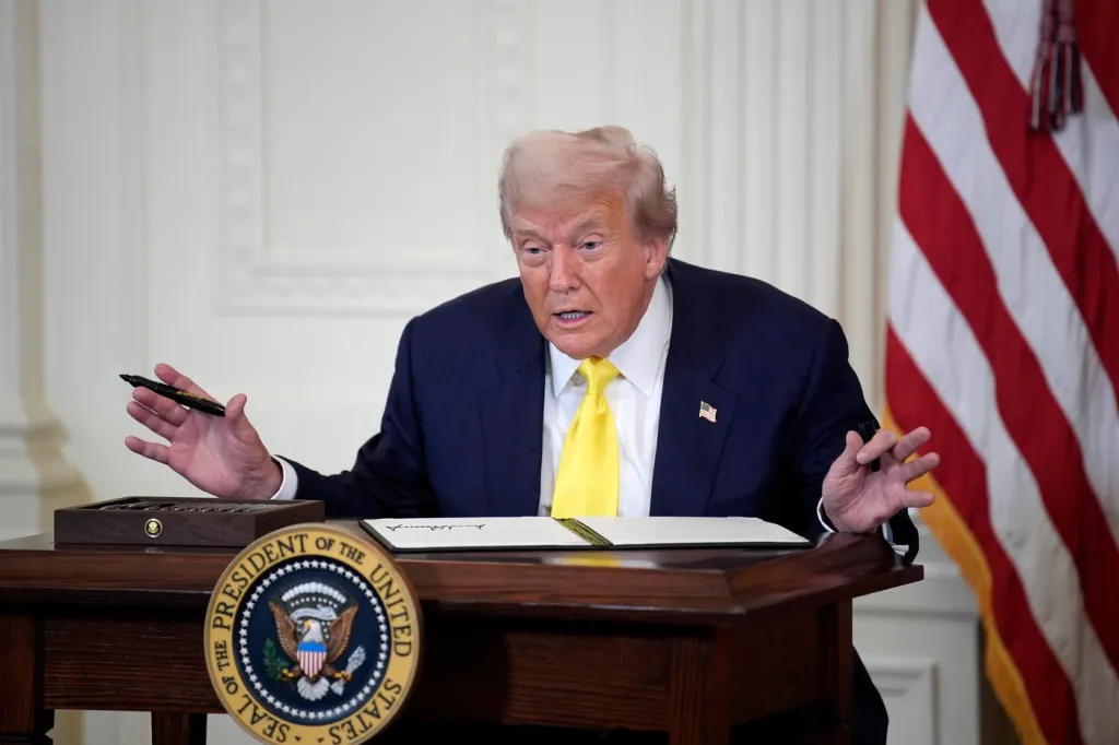 Trump anunță câți bani va aloca Consiliul pentru Pace pentru refacerea Fâșiei Gaza