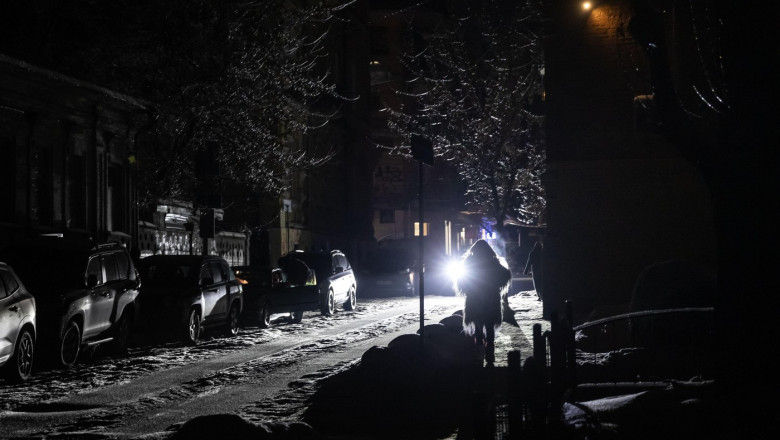 Ucraina: Aproximativ 1.600 de clădiri sunt în continuare fără căldură la Kiev