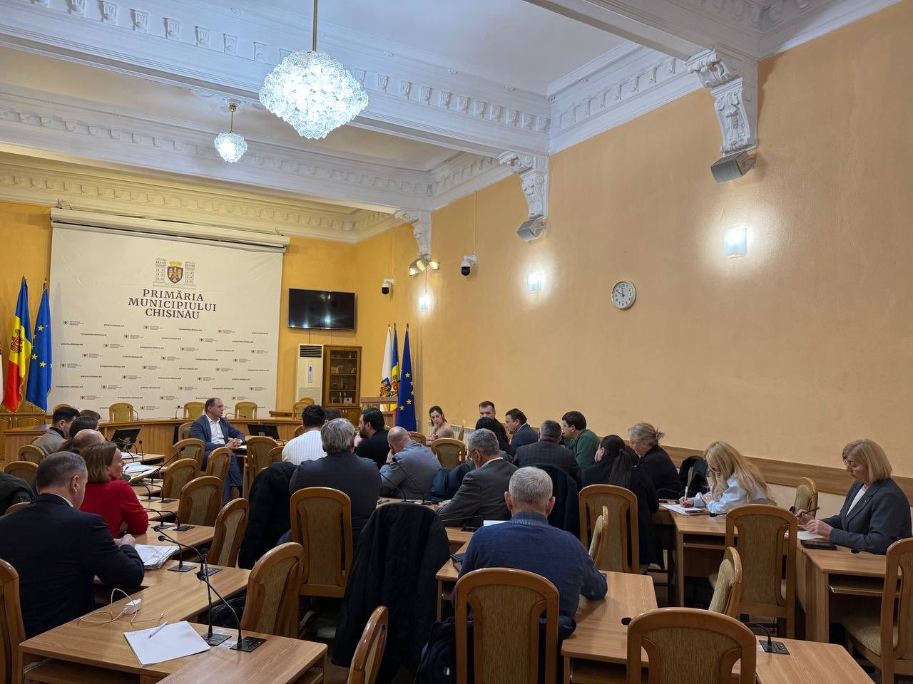 Primarul Ion Ceban anunță muncă de la distanță miercuri pentru angajații Primăriei