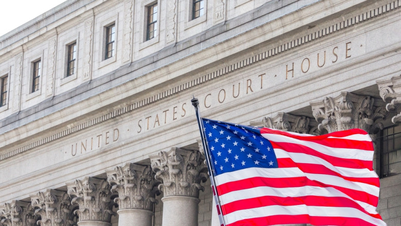 Toate taxele vamale impuse de Donald Trump sunt ilegale, a decis Curtea Supremă a SUA