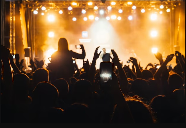 Fără artiști controversați din străinătate! Ministerul Culturii cere informare prealabilă privind evenimentele cu implicarea vedetelor din CSI