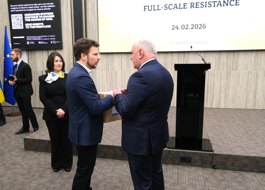 Campania „O scrisoare ține loc de îmbrățișare” // 20 de mii de scrisori vor ajunge la copiii din Ucraina