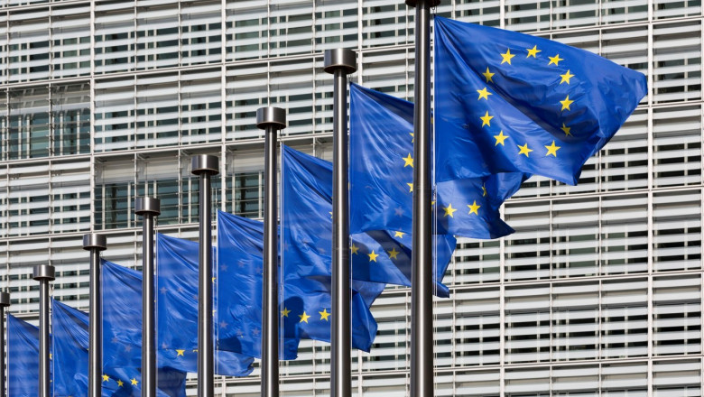 UE va propune interzicerea totală a petrolului rusesc după alegerile din Ungaria