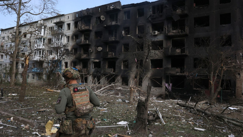 „Nu înțelegeau cum era posibil așa ceva”: Cum au supraviețuit locatarii unui bloc din Kiev unui atac cu drone Shahed