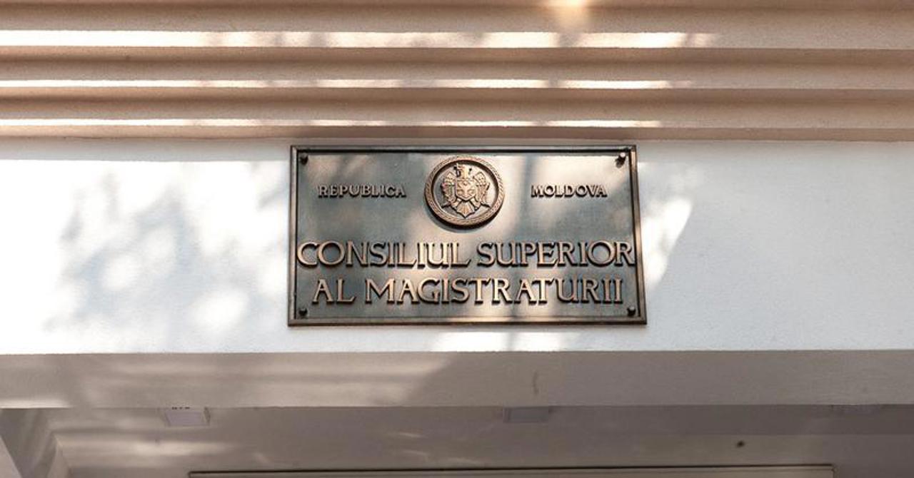 CSM a acceptat demisia a trei magistrați de la Judecătoria Chișinău
