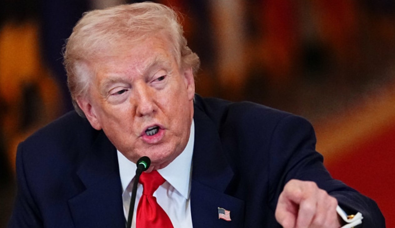 Trump amenință cu un atac masiv: „Astăzi Iranul va fi lovit foarte puternic!”