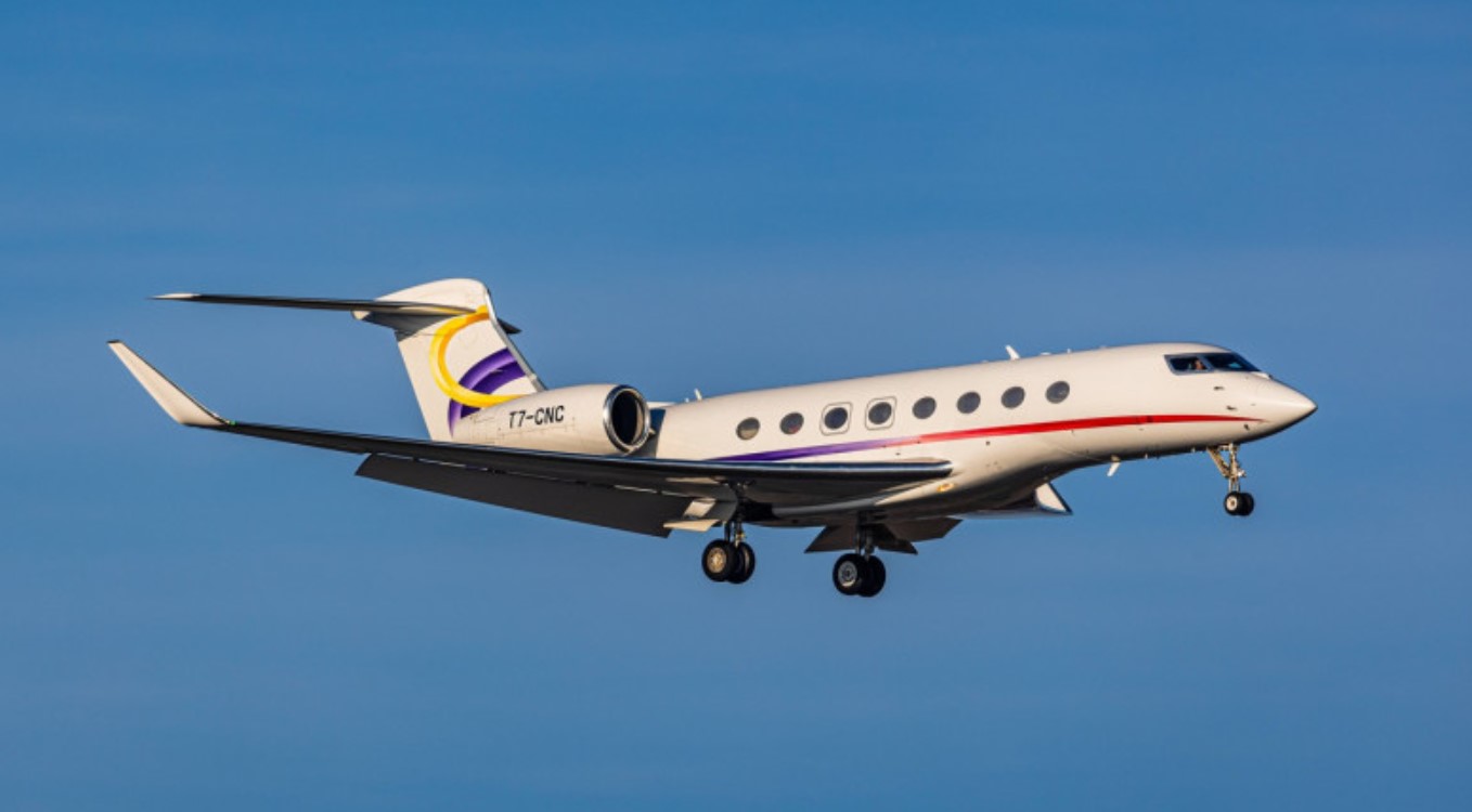 Un investitor a plătit 170 mii euro ca să se întoarcă din Dubai pentru un prânz de afaceri