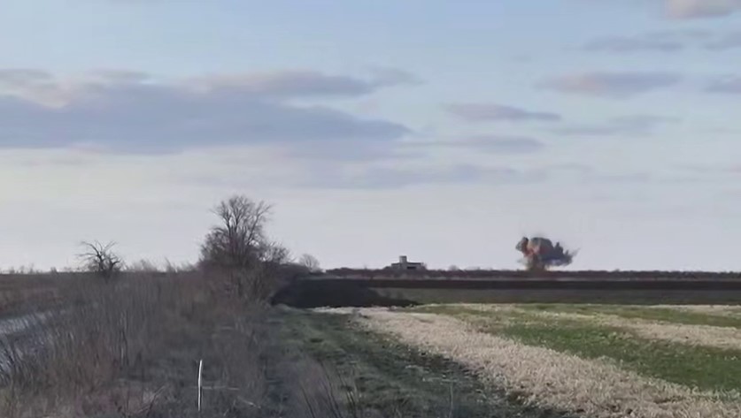 (VIDEO) Tudora // Momentul detonării controlate a dronei rusești care conținea 50 kg de explozibil