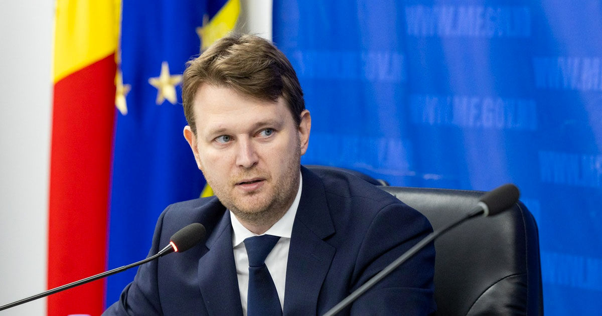 Ministru: Creșterea prețurilor la carburanți ar putea genera o inflație suplimentară de 3,5%