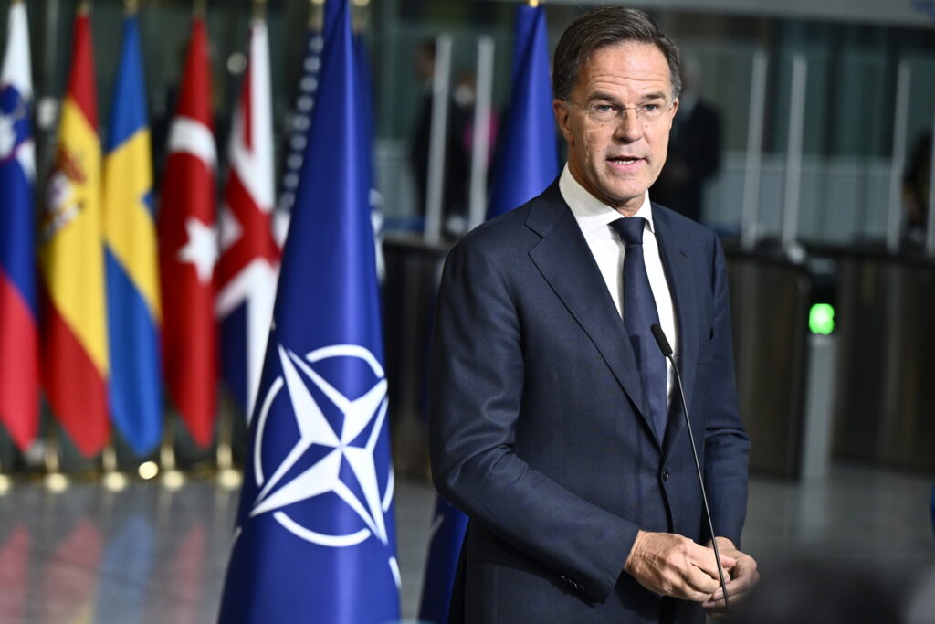 Mark Rutte: Aliații NATO discută despre „cel mai bun mod” de a redeschide strâmtoarea Ormuz