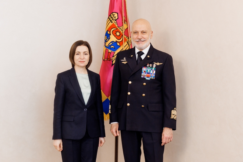 Maia Sandu a discutat cu președintele Comitetului Militar al NATO despre aprofundarea cooperării în domeniul apărării și securității cibernetice