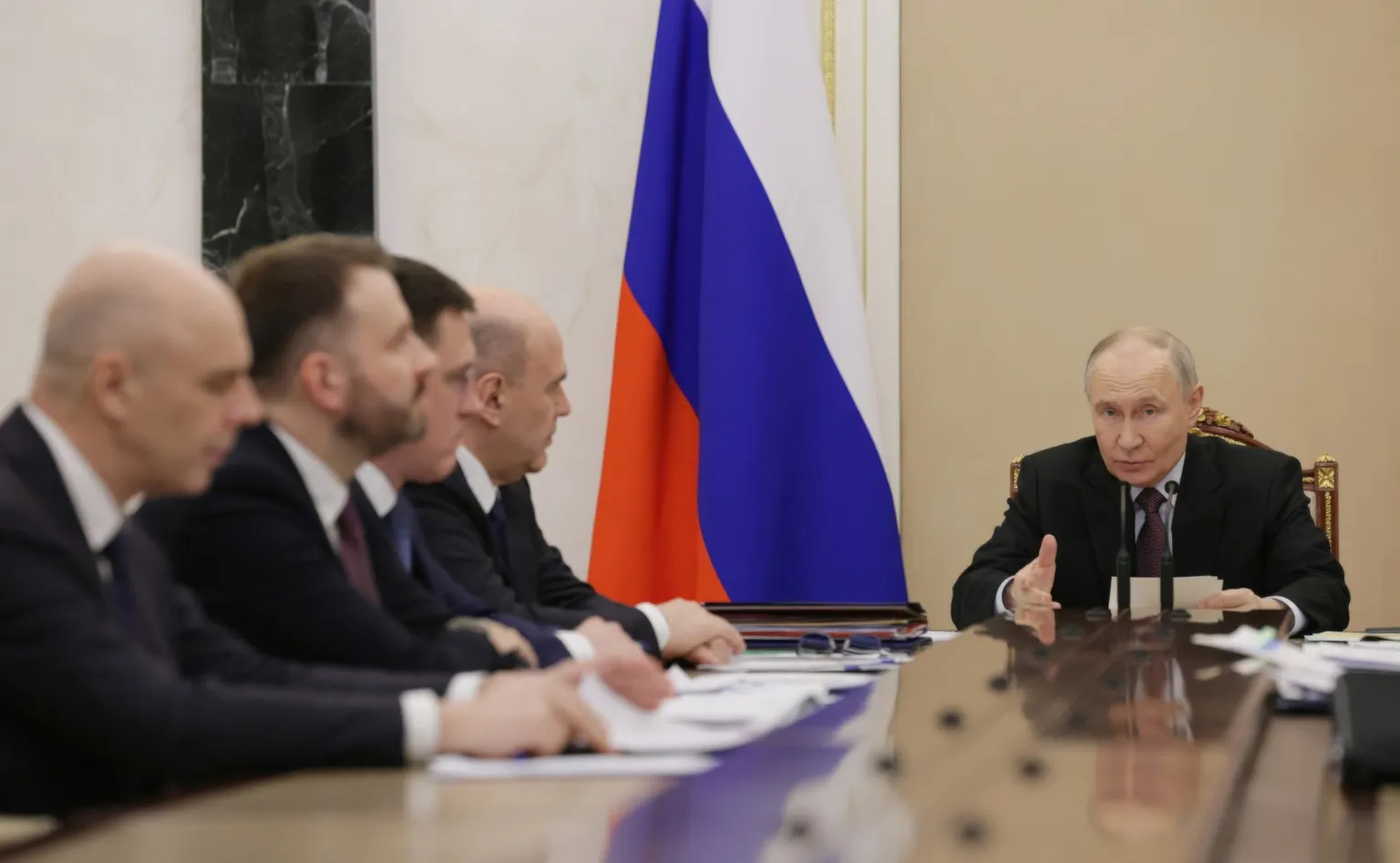 Vladimir Putin a remarcat începutul unui declin al economiei ruse: „Nu este neașteptat”