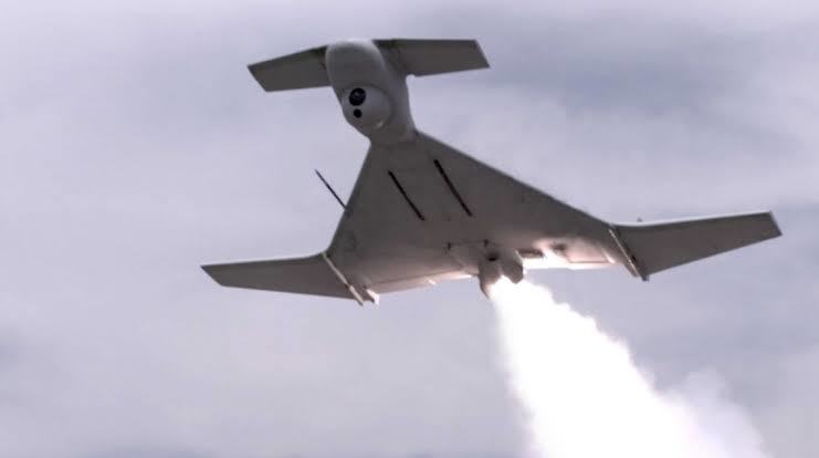 O dronă provenită din Rusia a lovit coşul de fum al unei centrale electrice din Estonia