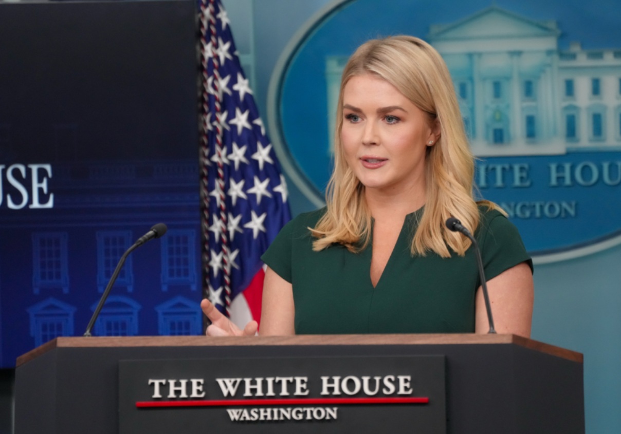 Casa Albă dă asigurări că „discuțiile continuă” cu Iranul, dar că Trump este pregătit să „dezlănțuie infernul”