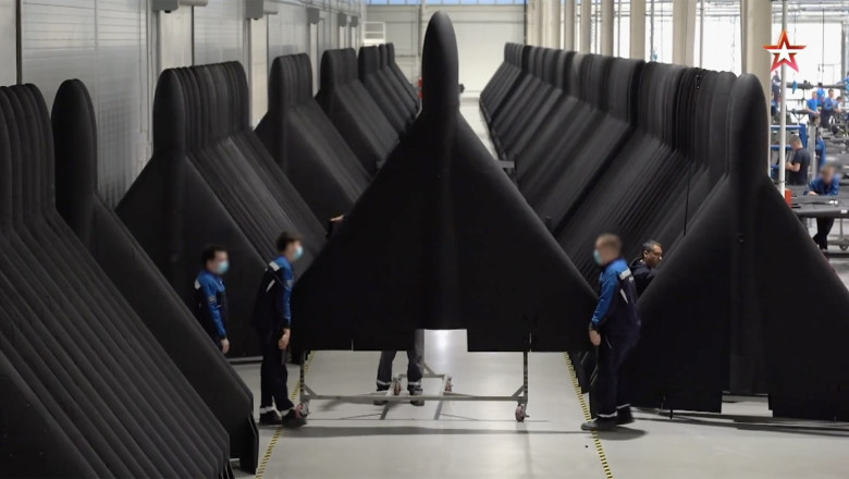 VIDEO // Rusia livrează drone, medicamente şi hrană Iranului, potrivit FT