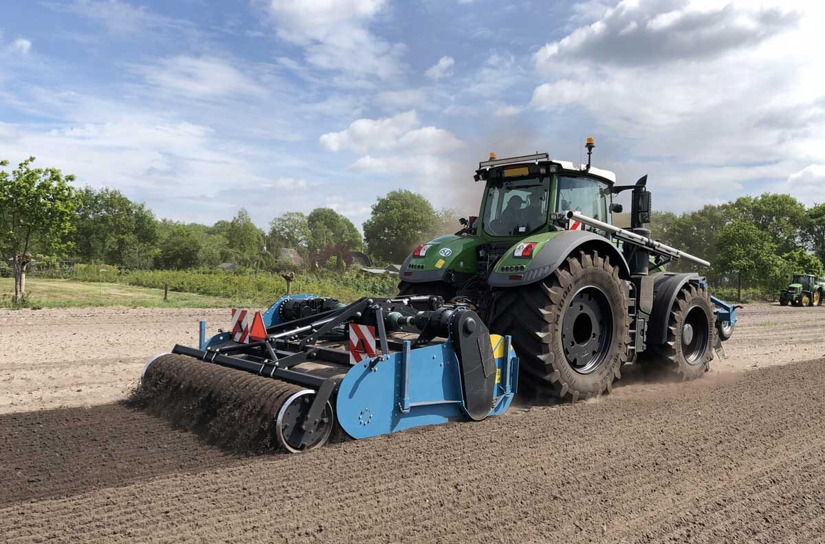 Granturi de până la 7 500 de dolari pentru irigare, destinate agricultorilor mici