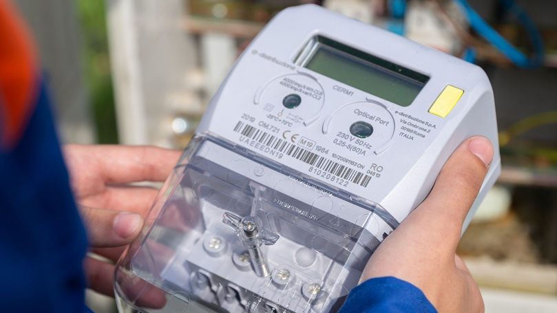 Aproape jumătate din cele 100 de mii de contoare inteligente planificate – instalate în R. Moldova