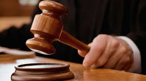 Ar fi luat 5 mii de euro pentru influențarea magistraților: un avocat, deferit justiției