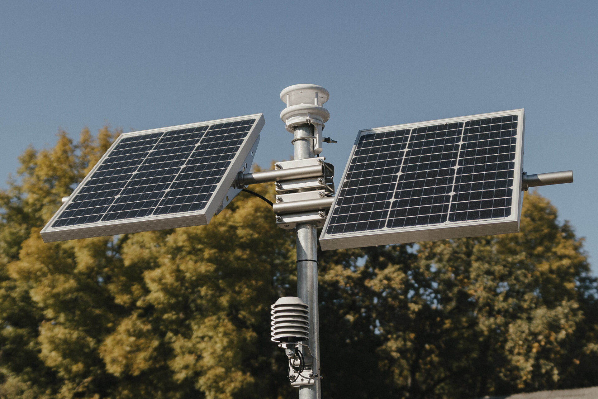 Sistemul de monitorizare meteo, modernizat cu 42 de stații