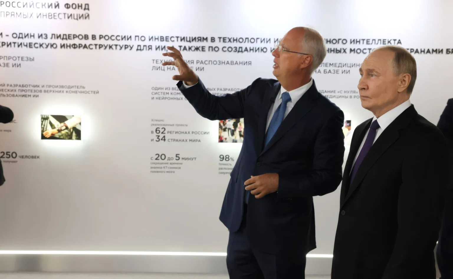 Rusia jubilează după amenințarea lui Trump cu retragerea din NATO. Mesajul postat de omul lui Vladimir Putin