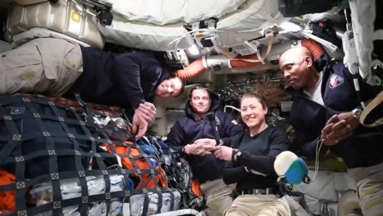 VIDEO // Astronauții misiunii Artemis II pornesc spre Lună după o zi petrecută pe orbita Pământului