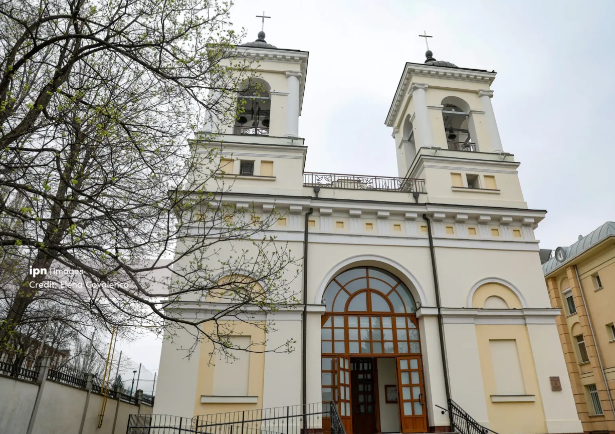 Ajunul Paștelui catolic: credincioșii sunt așteptați la Vigilia Pascală