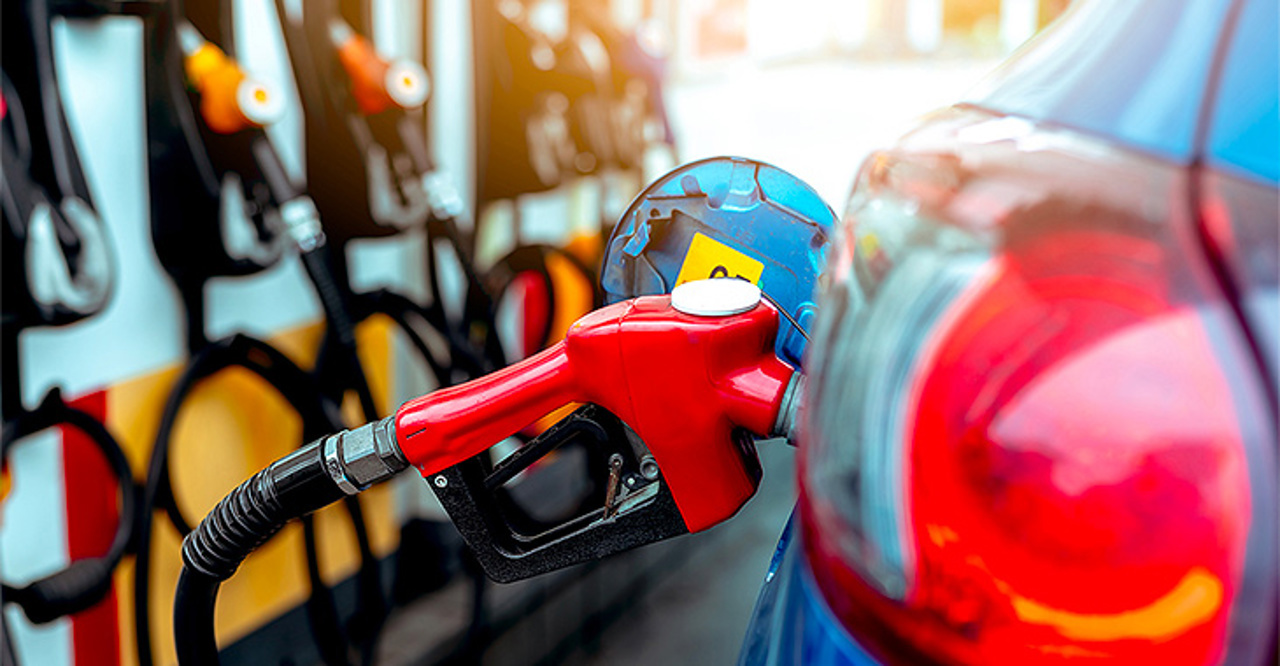 Prețul motorinei scade simțitor după anunțul armistițiului în Orientul Mijlociu