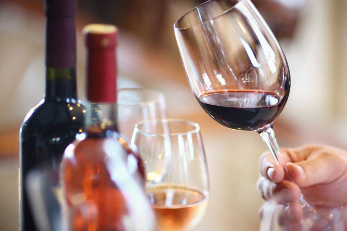 Vinul moldovenesc ajunge în 70 de țări: creșteri la producție