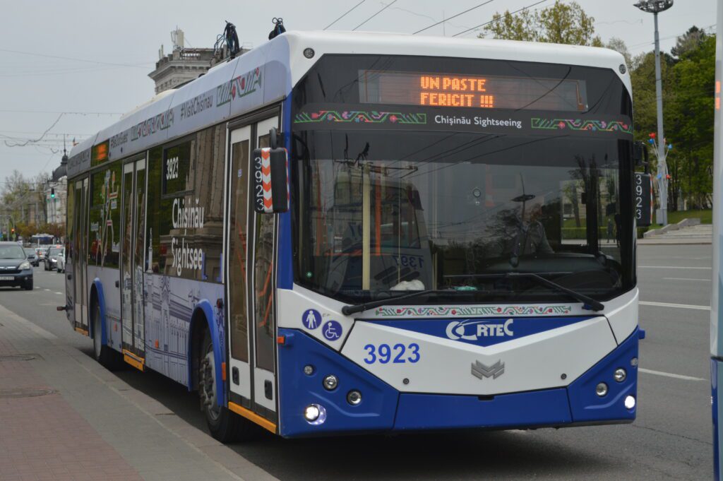 Cum va circula transportul public din capitală de Paștele Blajinilor