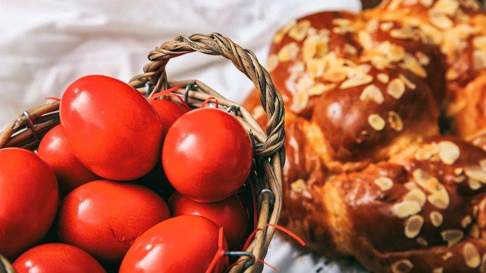 A doua zi de Paște, dedicată vizitelor și bucuriei Învierii