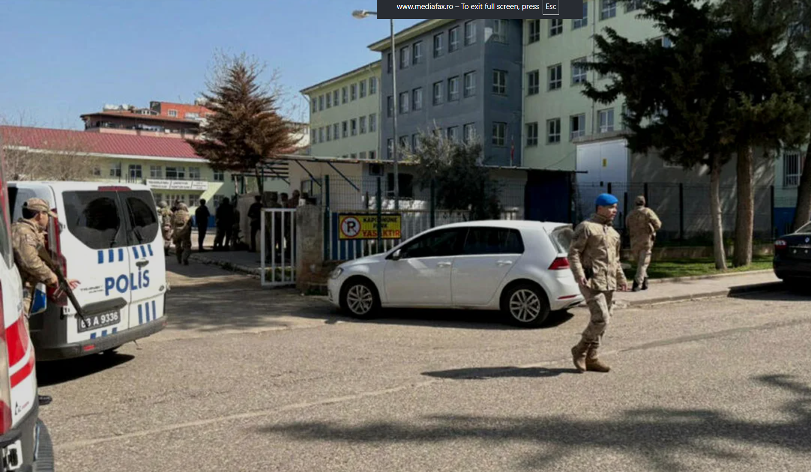 Atac armat într-un liceu din Turcia. Cel puțin 16 persoane rănite