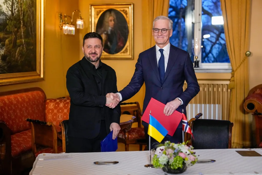 Norvegia va produce drone ucrainene pe teritoriul său. Acord de cooperare în domeniul apărării cu Kievul