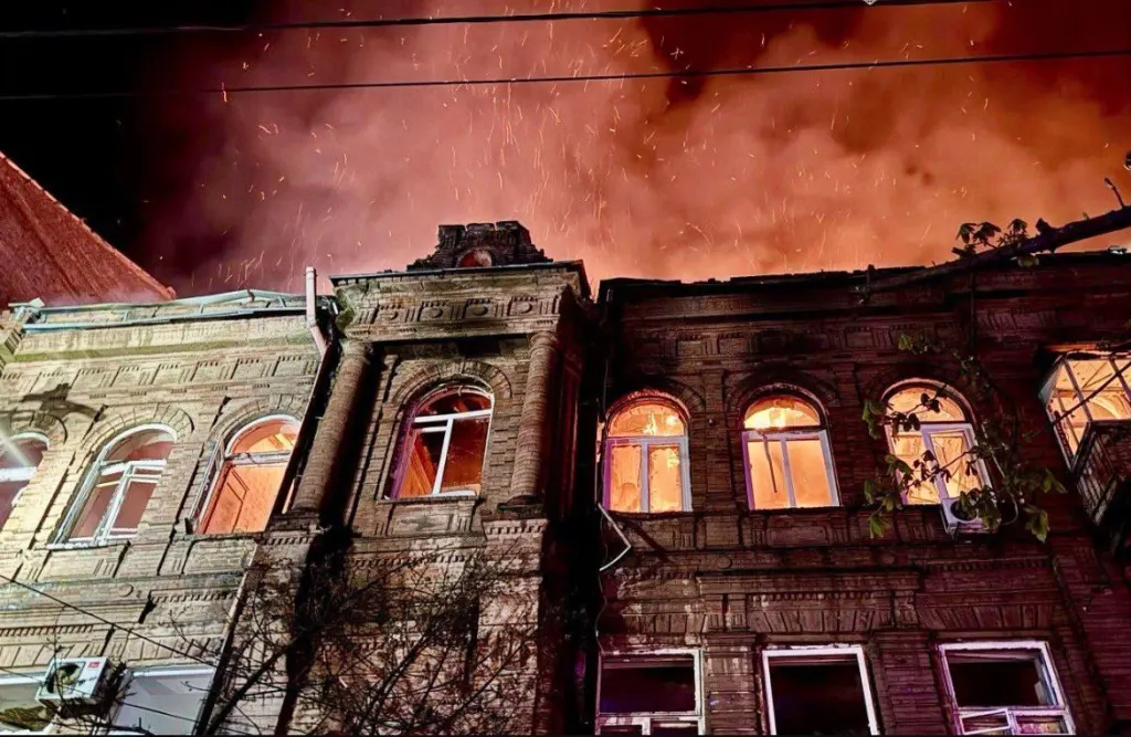 Atac rusesc masiv cu rachete asupra Ucrainei joi dimineață: Cel puțin 13 oameni uciși, zeci de răniți. Kievul și Odesa, cele mai dur lovite