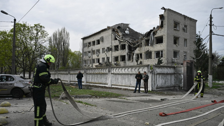 Ucraina condamnă ultimul atac al Rusiei, soldat cu morţi şi răniţi: „Sunt crime de război”
