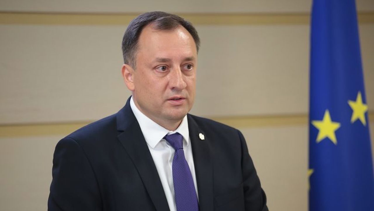 Fostul deputat Denis Ulanov rămâne pe lista SIS a persoanelor afiliate lui Șor