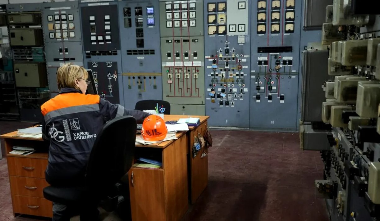 Rușii au atacat o centrală energetică din regiunea Cernigov. Sute de mii de oameni au rămas fără curent electric