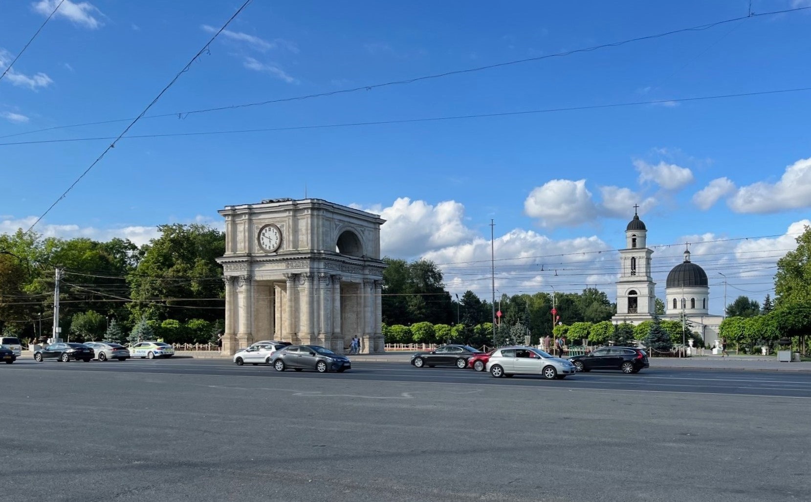 Acces restricționat temporar joi și vineri în mai multe zone publice din capitală