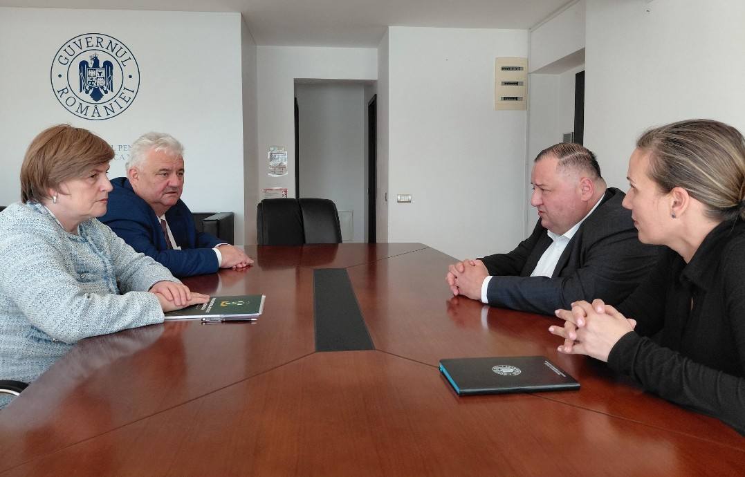 FOTO // DRRM continuă investițiile în proiecte pentru învățământul universitar din R. Moldova. Directorul general al Departamentului, în discuții cu conducerea USM