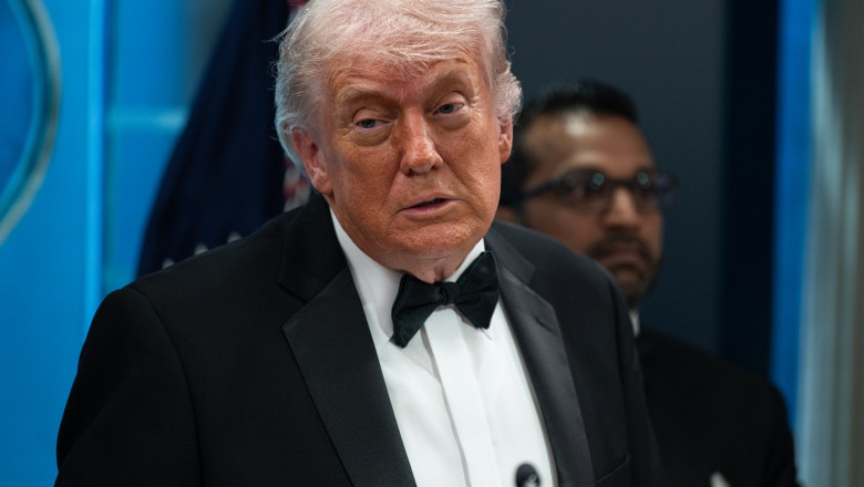 Poliţia examinează documente lăsate în cameră de suspectul în atacul de la Washington. Trump evocă un „manifest anticreştin”